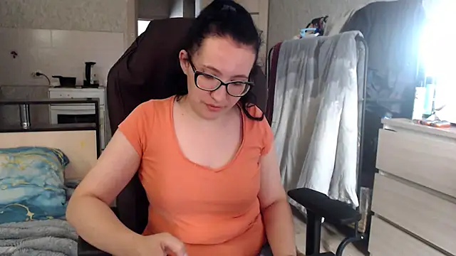 Snapshot of AnKey_Rayah chatting on June 23, 12:14 pm AnKey Rayah online show from June 23, 12:14 pm