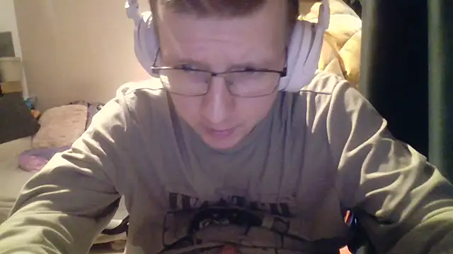 David250692 online show from February 13, 8:14 am