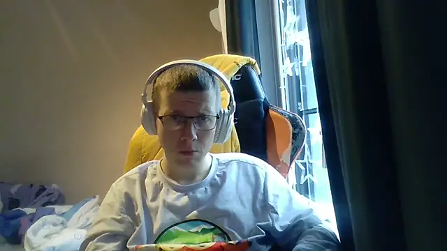 David250692 online show from February 11, 12:49 pm