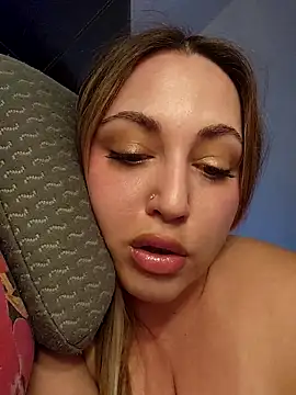 Snapshot of sofiabichota chatting on December 16, 4:22 pm sofiabichota online show from December 16, 4:22 pm