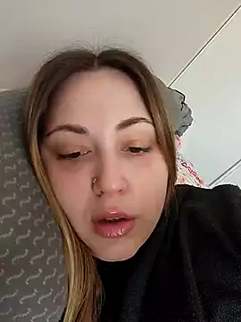 Snapshot of sofiabichota chatting on February 3, 11:37 am sofiabichota online show from February 3, 11:37 am