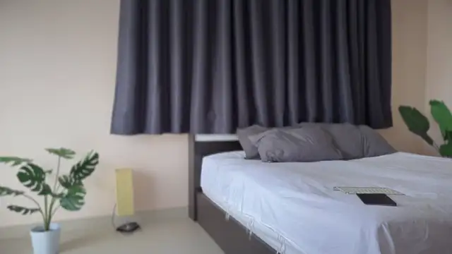 Snapshot of KatnessHot chatting on May 17, 6:13 am KatnessHot online show from May 17, 6:13 am