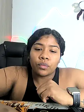 paola091 online show from October 15, 11:35 pm