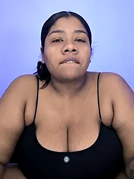 Snapshot of paola091 chatting on April 20, 2:25 am paola091 online show from April 20, 2:25 am