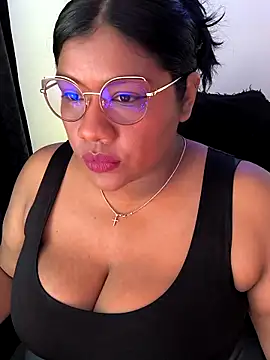 paola091 online show from March 19, 12:10 am