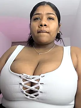 paola091 online show from November 20, 11:47 pm