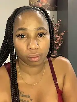 Snapshot of CurvyDesire1 chatting on October 4, 9:16 pm CurvyDesire1 online show from October 4, 9:16 pm