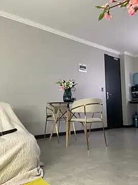 CurvyDesire1 online show from March 25, 6:57 am