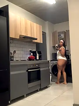 Snapshot of CurvyDesire1 chatting on October 26, 2:12 am CurvyDesire1 online show from October 26, 2:12 am