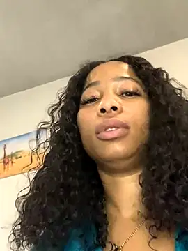 Snapshot of CurvyDesire1 chatting on September 14, 5:30 am CurvyDesire1 online show from September 14, 5:30 am