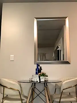 Snapshot of CurvyDesire1 chatting on October 31, 7:43 pm CurvyDesire1 online show from October 31, 7:43 pm