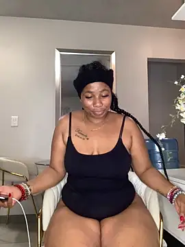 CurvyDesire1 online show from December 15, 4:24 pm