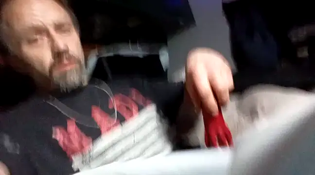 Snapshot of Dgp42o0o chatting on March 7, 7:30 am Dgp42o0o online show from March 7, 7:30 am