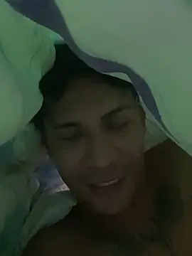 boyhot23x online show from April 7, 4:25 am