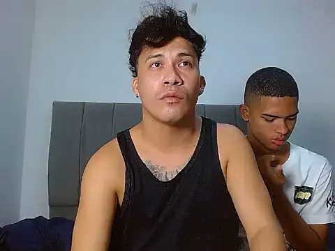 boyhot23x online show from July 13, 1:27 am