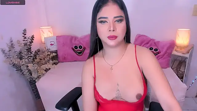 Snapshot of AmazingDREAMGirl chatting on September 19, 8:13 pm AmazingDREAMGirl online show from September 19, 8:13 pm