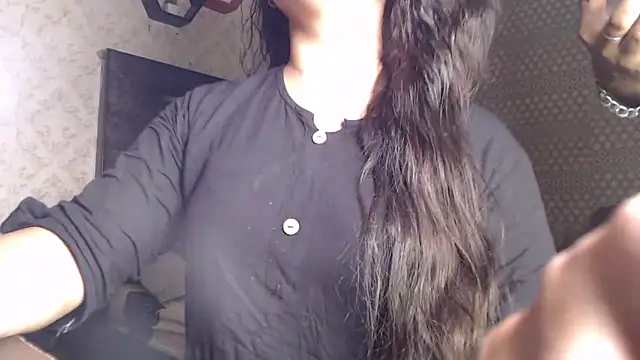 Snapshot of Indian_Anu chatting on March 11, 11:33 am Indian Anu online show from March 11, 11:33 am
