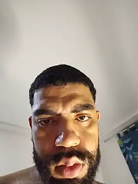 Aroon Stonne online show from November 6, 6:39 am