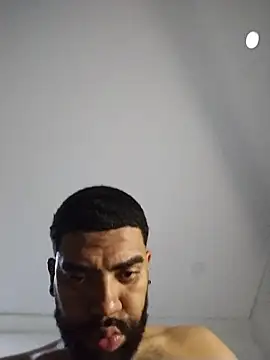 Aroon Stonne online show from November 13, 5:44 am