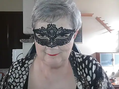 Snapshot of simona60 chatting on May 8, 1:15 pm simona60 online show from May 8, 1:15 pm