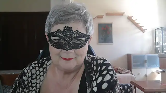 Snapshot of simona60 chatting on May 12, 1:17 pm simona60 online show from May 12, 1:17 pm