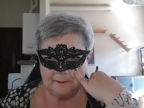 Snapshot of simona60 chatting on May 7, 1:25 pm simona60 online show from May 7, 1:25 pm