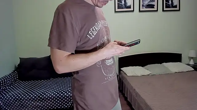 Marrymepls online show from May 6, 4:44 pm