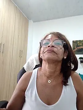 BustyMilf  online show from March 27, 12:50 pm