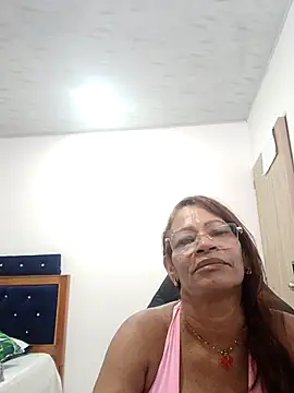 BustyMilf  online show from October 18, 3:14 pm