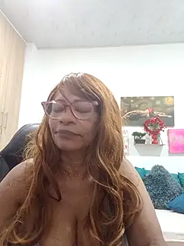 BustyMilf  online show from April 8, 1:01 pm