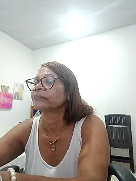 BustyMilf  online show from September 21, 1:16 pm