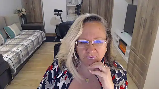 Raisshy online show from March 11, 5:24 am