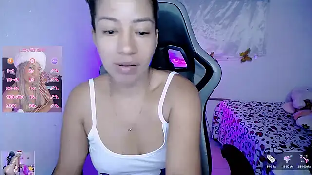 ninatiny online show from January 12, 11:17 am