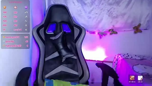 ninatiny online show from February 18, 9:17 am