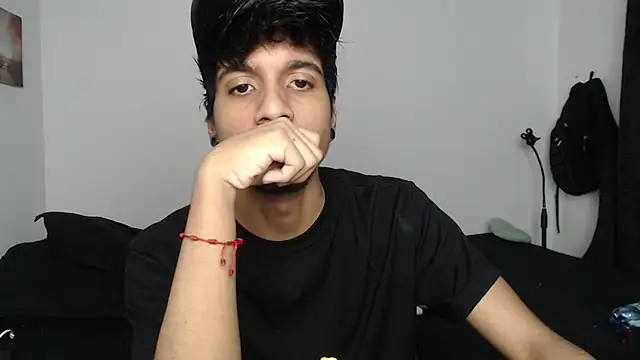 stevenosori online show from November 30, 11:16 pm