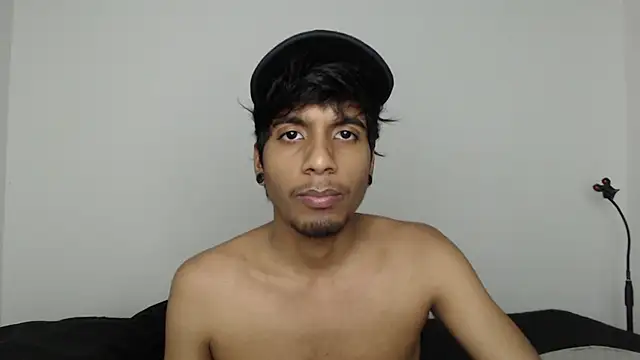 stevenosori online show from December 16, 1:32 am