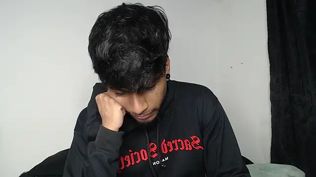 stevenosori online show from October 11, 6:47 am