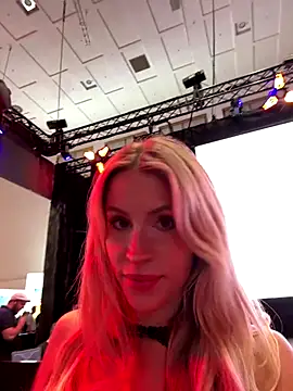 jasminesummer online show from September 26, 10:11 am