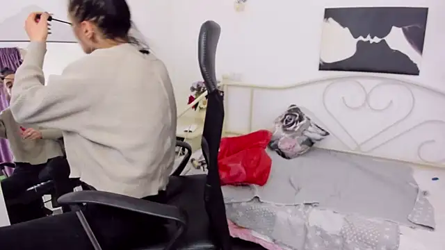 Snapshot of jessystarr chatting on March 18, 12:28 pm jessystarr online show from March 18, 12:28 pm