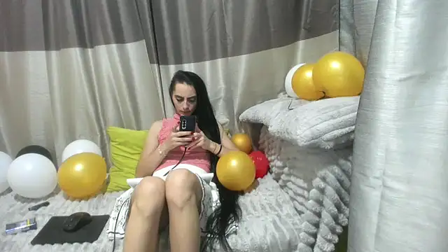 Snapshot of jessystarr chatting on November 27, 8:31 pm jessystarr online show from November 27, 8:31 pm