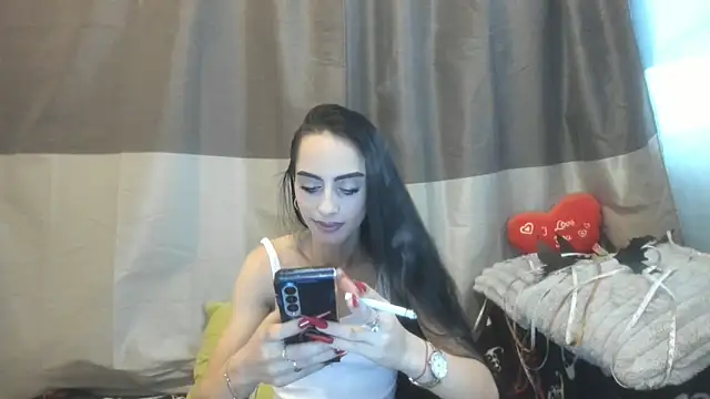 Snapshot of jessystarr chatting on November 8, 12:20 pm jessystarr online show from November 8, 12:20 pm