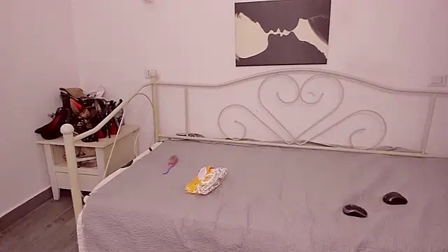 Snapshot of jessystarr chatting on October 8, 2:51 pm jessystarr online show from October 8, 2:51 pm