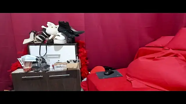 jessystarr online show from May 16, 1:48 am