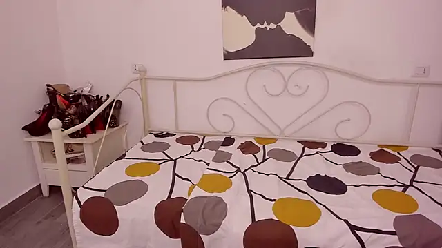 Snapshot of jessystarr chatting on October 6, 2:40 pm jessystarr online show from October 6, 2:40 pm