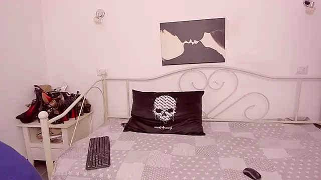 Snapshot of jessystarr chatting on October 11, 1:23 pm jessystarr online show from October 11, 1:23 pm