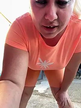 Snapshot of SabinaSweety chatting on March 6, 3:35 pm SabinaSweety online show from March 6, 3:35 pm