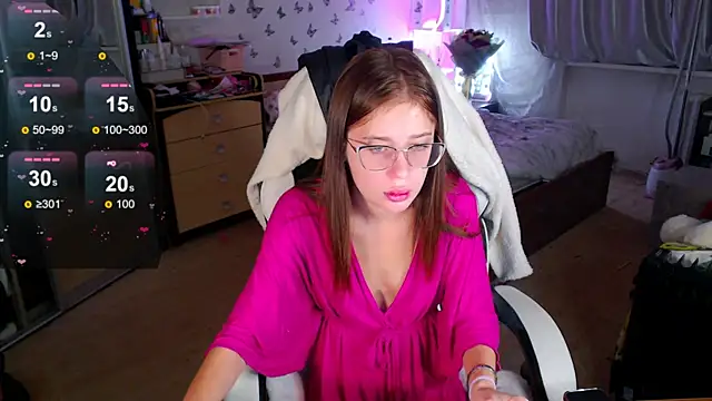 Kira honeyy online show from October 10, 4:35 am