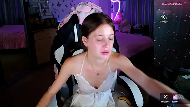 Kira honeyy online show from September 14, 10:48 am