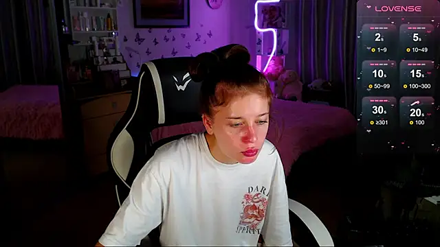 Kira honeyy online show from September 9, 11:19 am