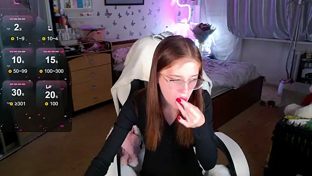 Kira honeyy online show from October 9, 6:03 am